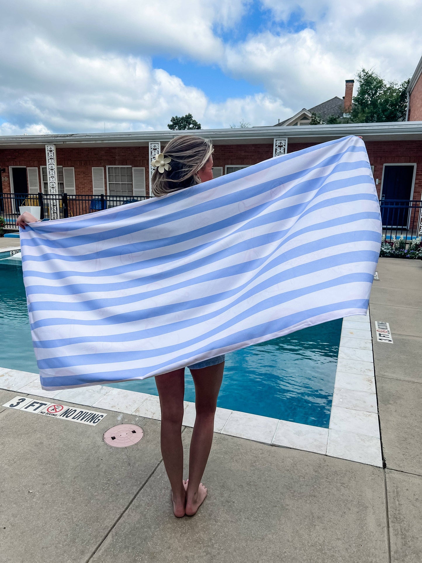 Sippin' on Sunshine - Quick Dry Towel