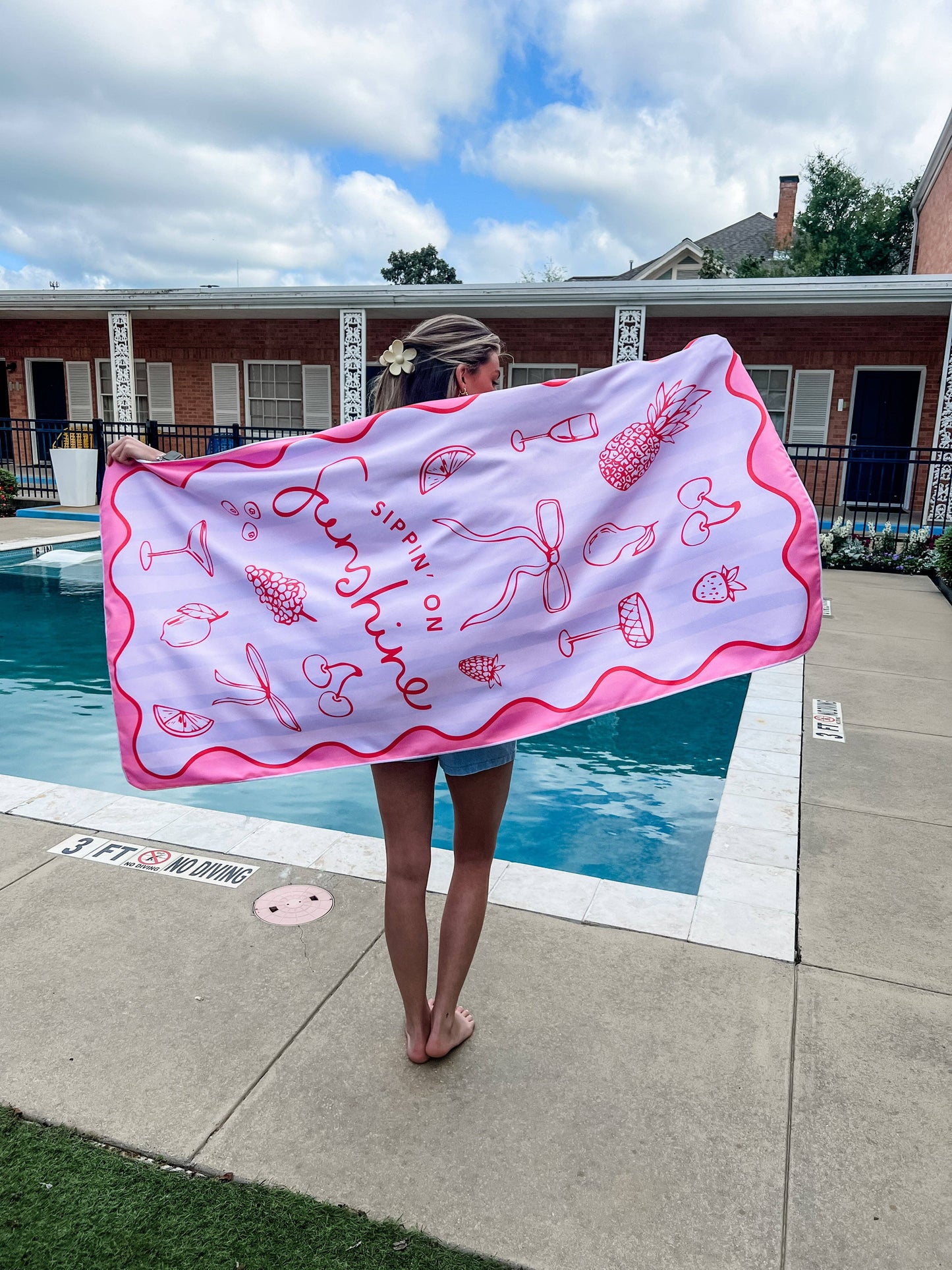 Sippin' on Sunshine - Quick Dry Towel